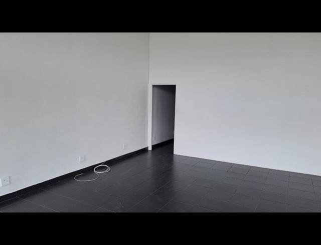 BUSINESS PROPERTY TO RENT IN NEWTON PARK